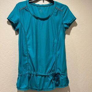 Athleta short sleeve Teal Biker Jersey Ruffle Small activewear